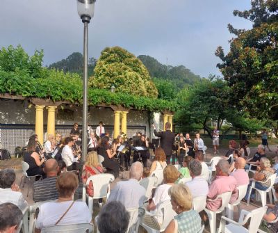 Suena la Banda